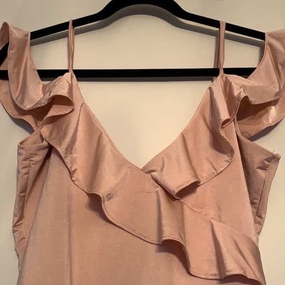 Ruffle Bodysuit - Picture 3 of 7